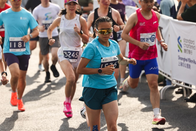 Cn k run vibrantly kicks off 