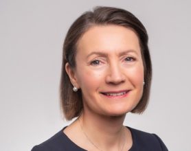 Amanda Mellor headshot