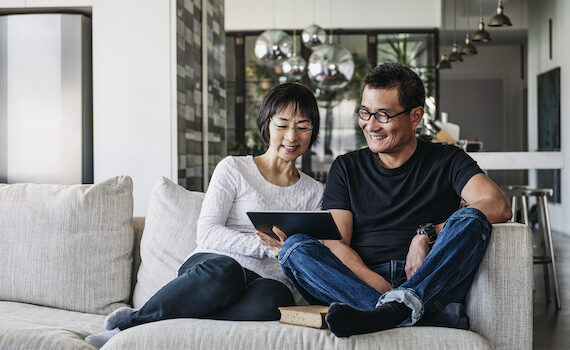 SC Wealth Select: Principles - Couple on Couch
