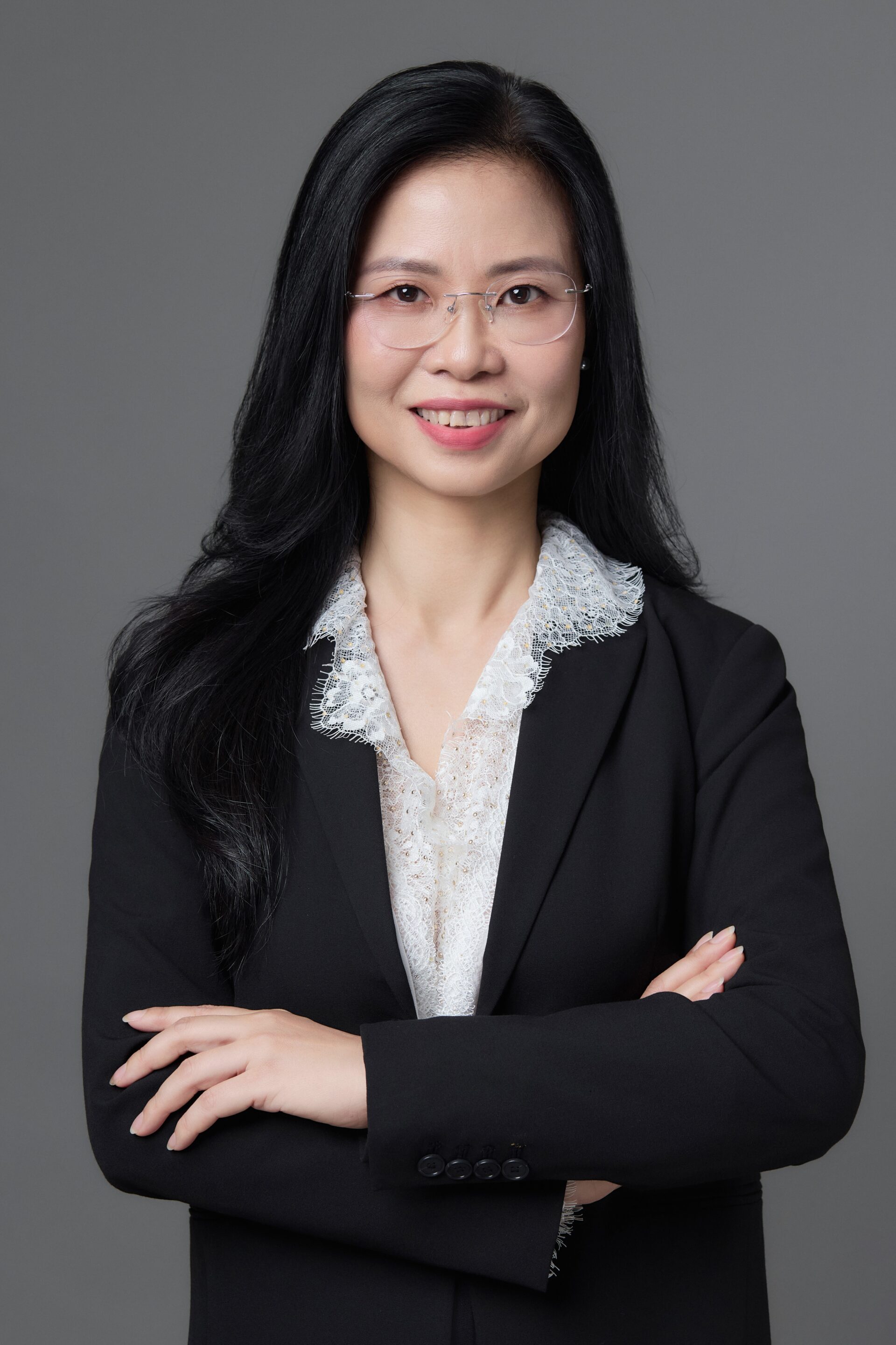 Headshot of Nguyen Thuy Hanh