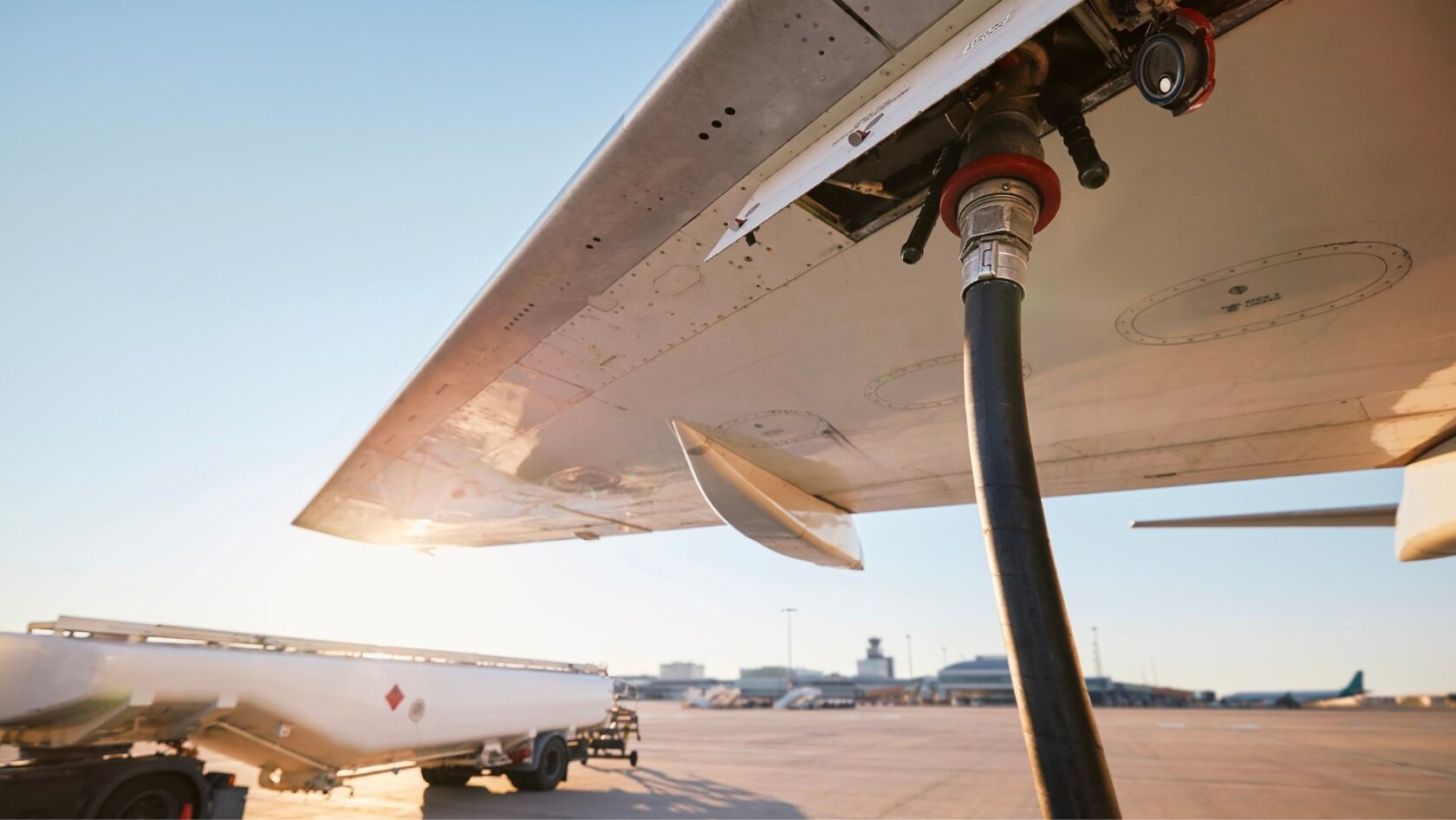 plane refuel