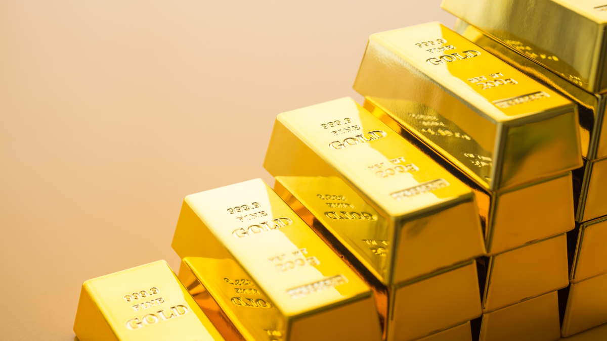 Gold has more to go | Standard Chartered