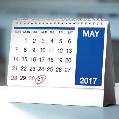 Calendar with pay date in red circle