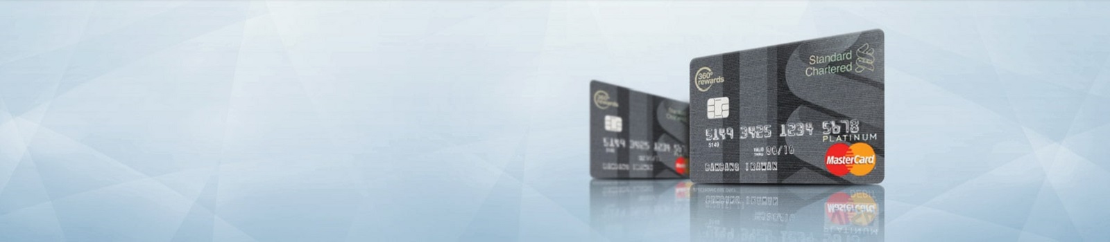 Memberikan informasi detail mengenai kartu kredit Mastercard Platinum