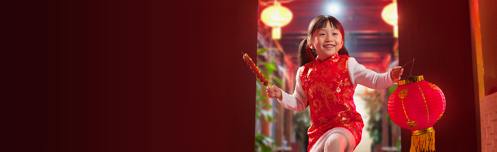 Usher in a bountiful Lunar New Year with Standard Chartered credit cards.